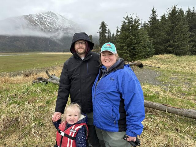 alaska bear viewing trips