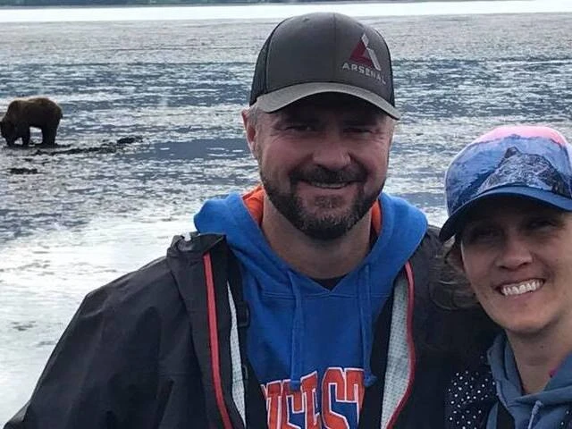 chinitna bay bear tours